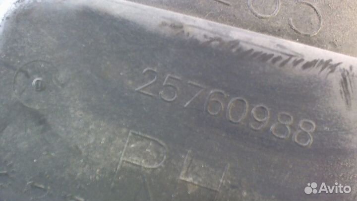 Защита арок (подкрылок) Cadillac SRX, 2004