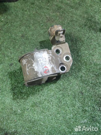 Опора двигателя правая Hyundai Accent 2