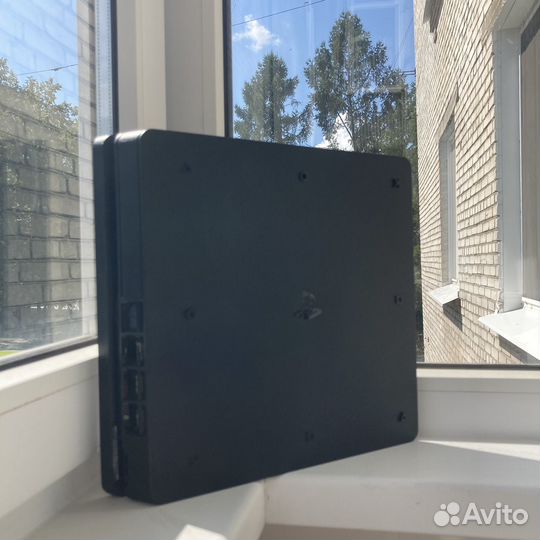 Ps4 slim + дорогие игры + 2 ориг джостика