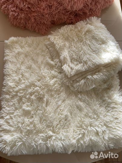 Покрывало и наволочки новые