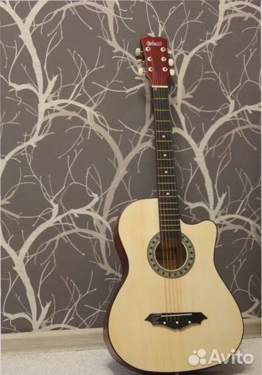 Акустическая гитара новая