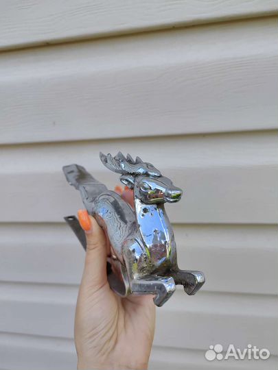 Олень с машины Газ 21