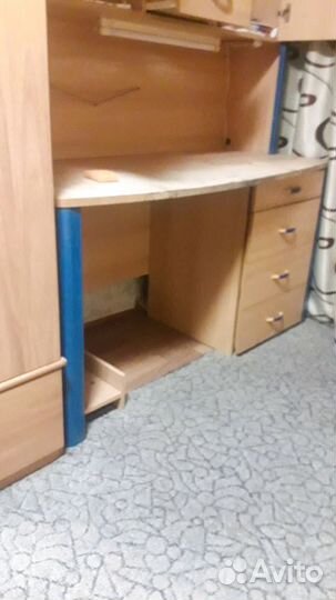 Письменный стол для школьника бу