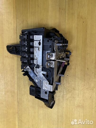 Блок предохранителей MB CLS C257 А2135404039