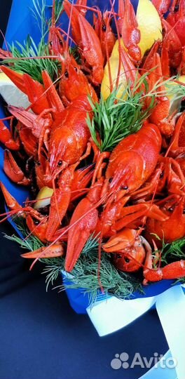 Раки в букете