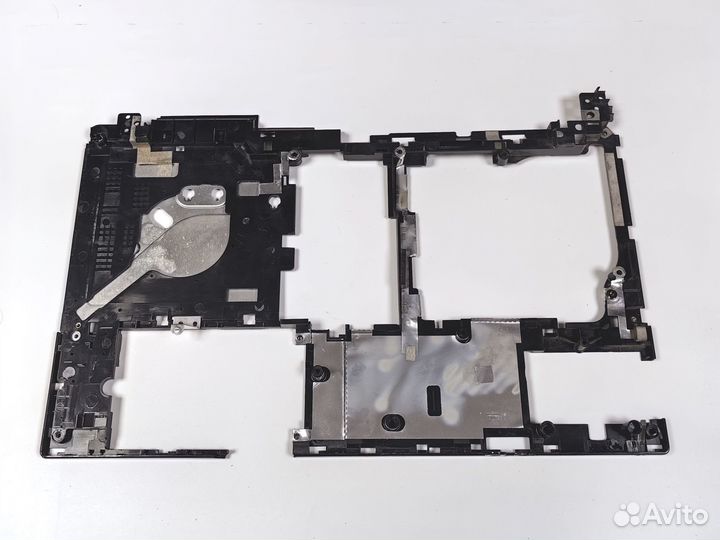 Топкейс ноутбука HP ProBook 4520s с дефектом