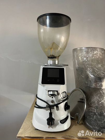 Кофемашина nuova simonelli appia 2