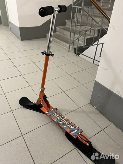 Детский снегокат бу