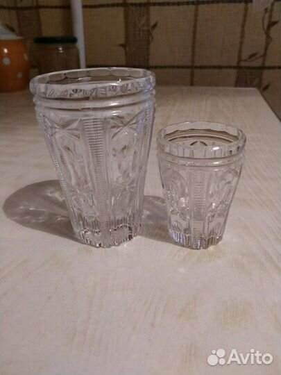 Хрустальные бокалы и стопки