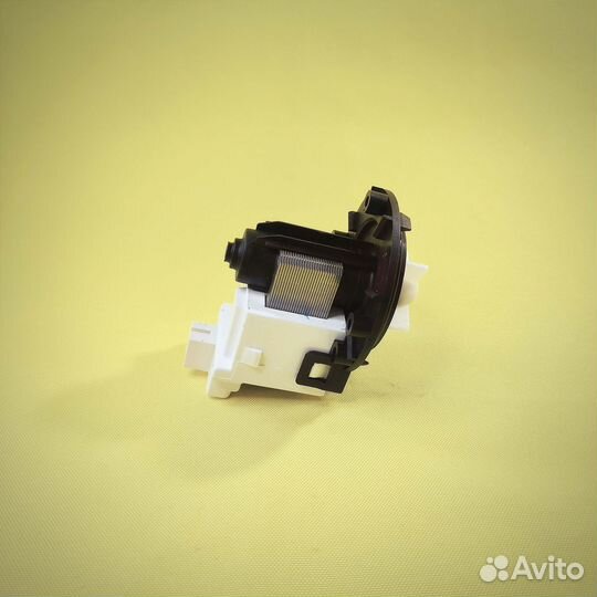 Помпа на 3 винтах Leili 35W клеммы назад вместе