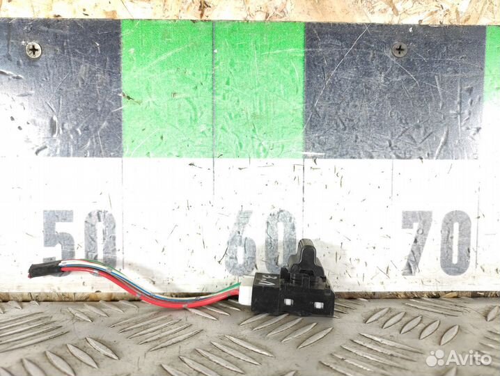 Кнопка стеклоподъемника Mazda Carol 2004-2009