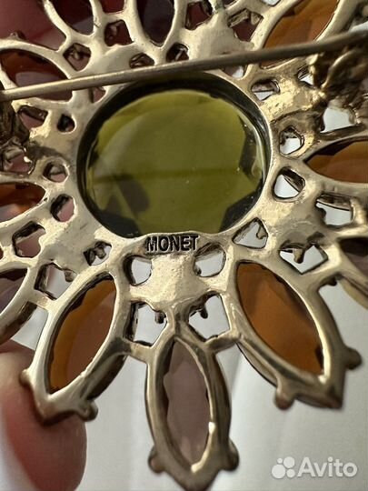 Винтажная брошь Monet
