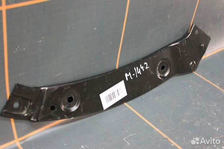 Volkswagen Tiguan - Раскос крыла