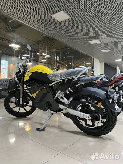 Электромотоцикл Super Soco TC Max