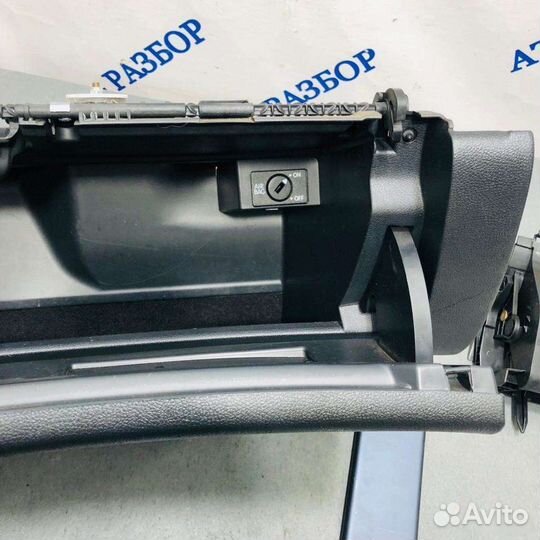 Бардачок с охлаждением Skoda Octavia A5 BSE 2011