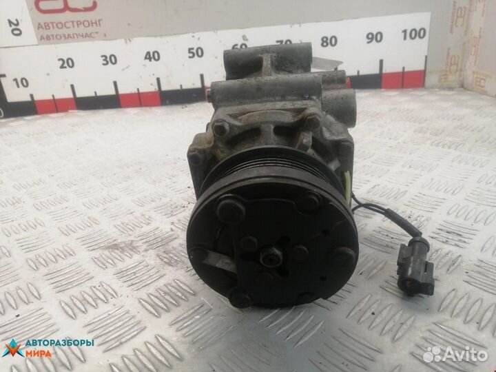 Компрессор кондиционера Ford Focus 1999 1779107