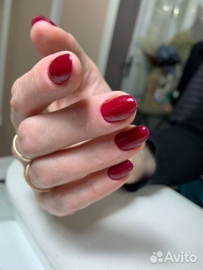 Маникюр в студии