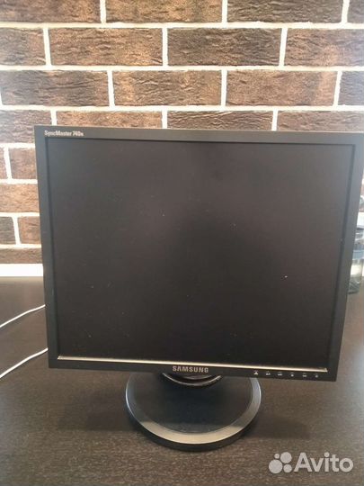 Монитор Samsung syncmaster 740n