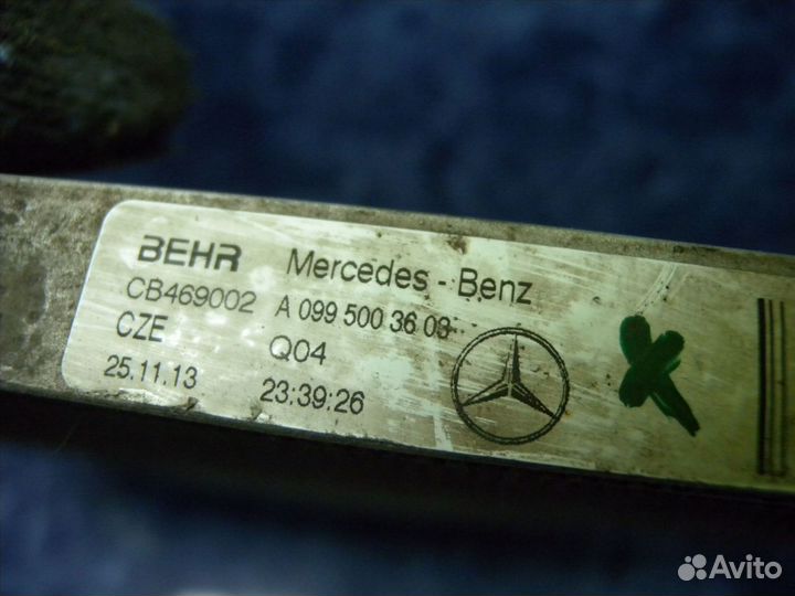 Радиатор доп Mercedes W217 W222 Мерседес в 217