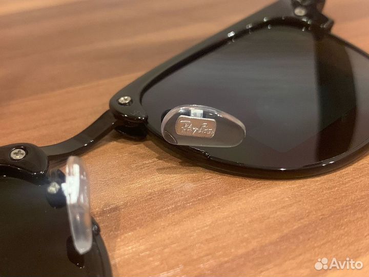 Солнцезащитные очки ray ban clubmaster