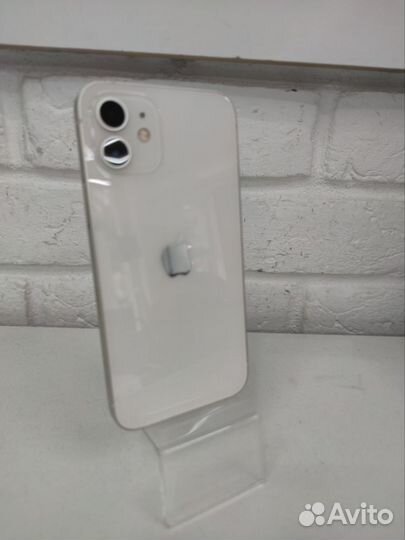 Мобильный телефон Apple iPhone 12 4/64 GB