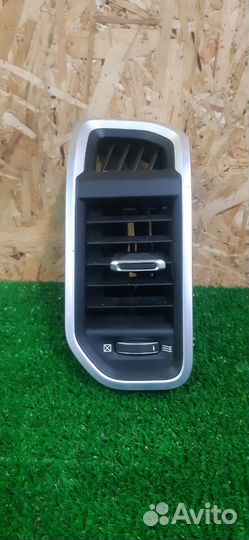 Dodge RAM 2019- воздуховод торпеды