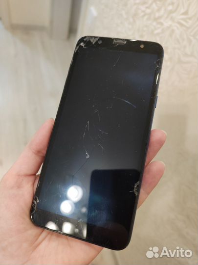 Samsung Galaxy A6+, 3/32 ГБ