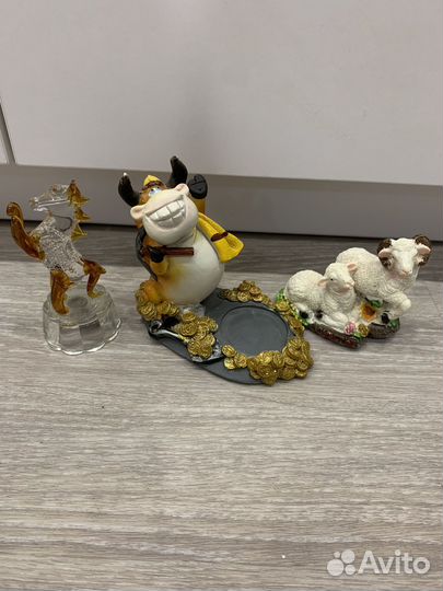 Сувениры, копилки, статуэтки