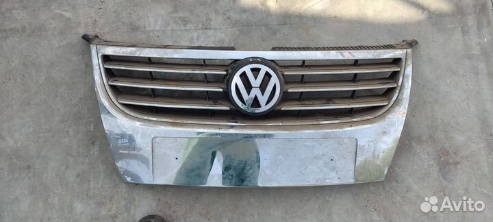 Решётка, Фольксваген Тауран 2007-2010