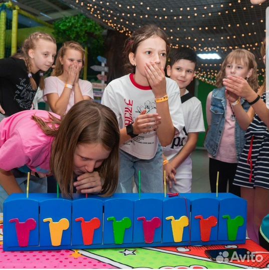 Ведущии для подростков