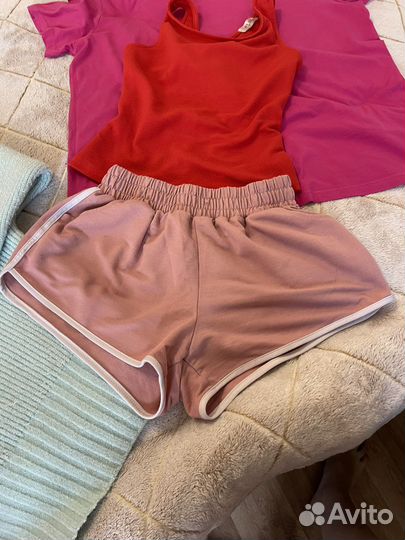 Пакет с женской одеждой 42-44