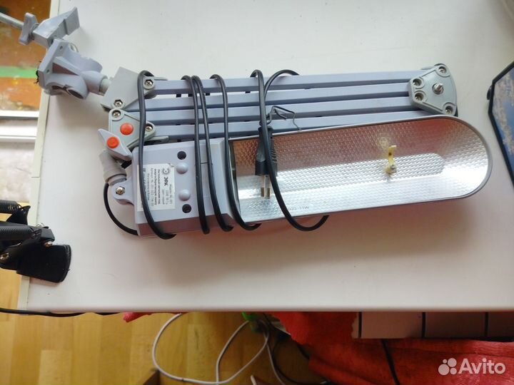 Светильник настольный