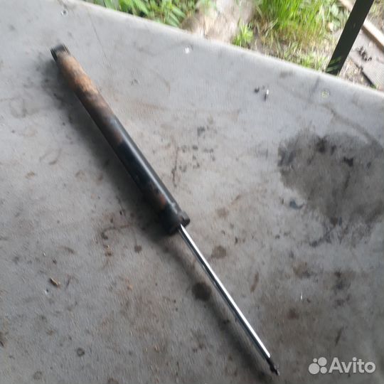 Амортизатор задний подвески Форд Фокус 2