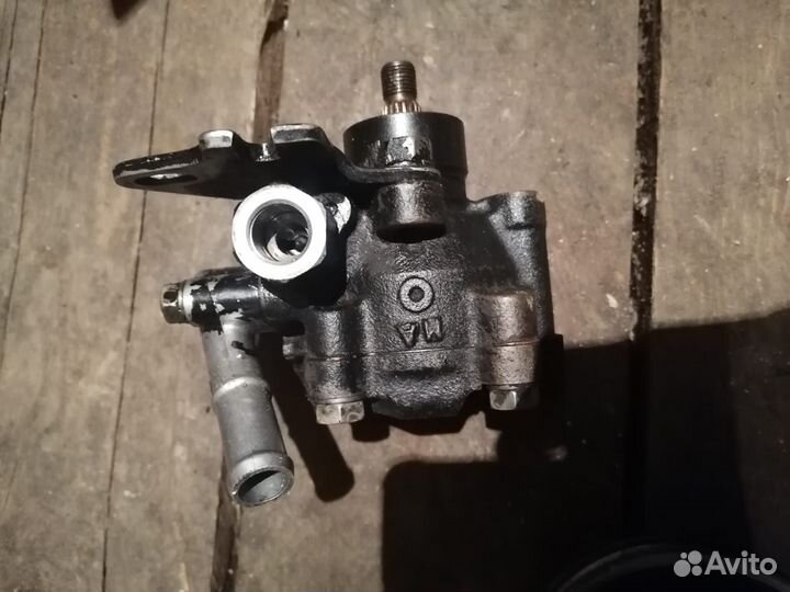 Насос гур nissan sunny b14