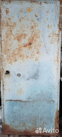 Дверь металлическая