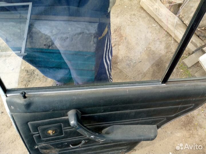 Двери ваз 2104
