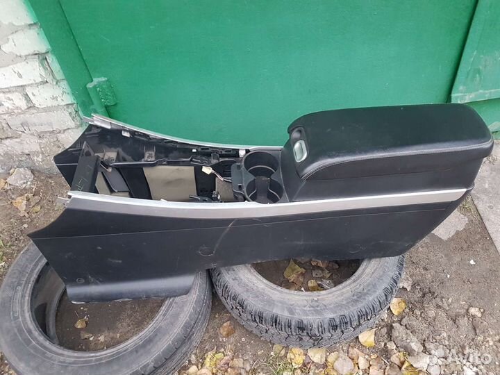 Подлокотник Mazda CX-7 (2006-2012)