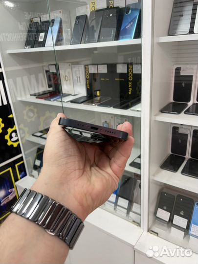 iPhone 14, 256 ГБ