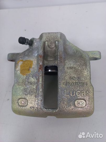 Суппорт тормозной передний правый Audi 80(100,200)