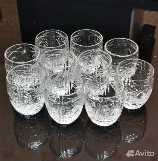 Хрустальные рюмки