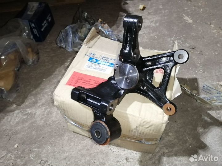 Задняя цапфа Хендай Купе Тибурон. Новая. Оригинал