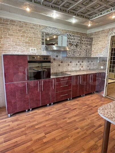 3-к. квартира, 87 м², 2/9 эт.