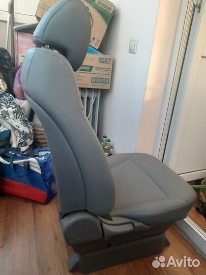 Сиденье Hyundai Grand Starex