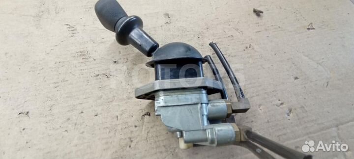 Кран стояночного (ручного) тормоза DAF XF 105 2007