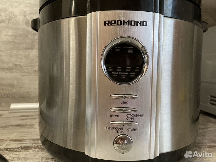 Мультиварка/скороварка Redmond RMC-m4504