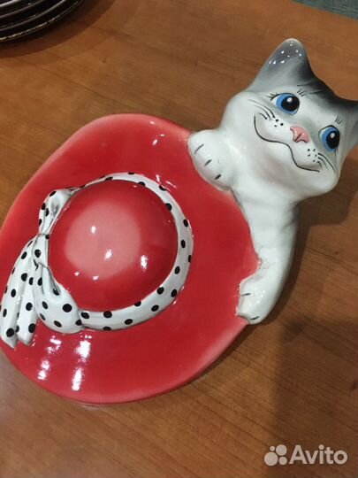 Настенная ваза-котик в шляпке Конаково,авторская р