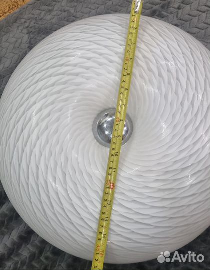 Люстра с креплениями на 3 лампы