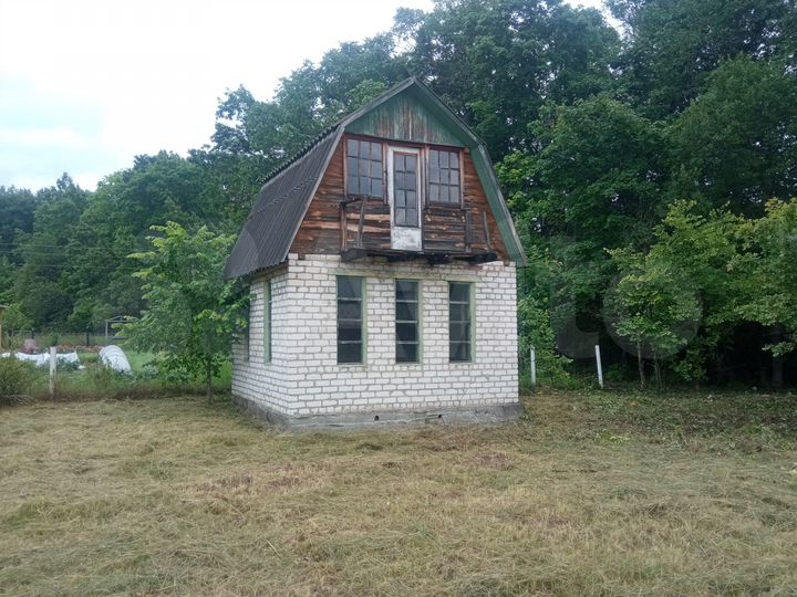 Дача 16 м² на участке 6 сот.