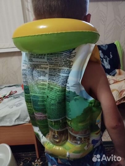 Детский надувной жилет