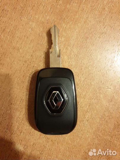 Оригинальный ключ Renault
